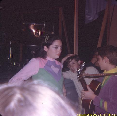 LIS67112311_-_Angela_and_Bill.jpg 25.7K